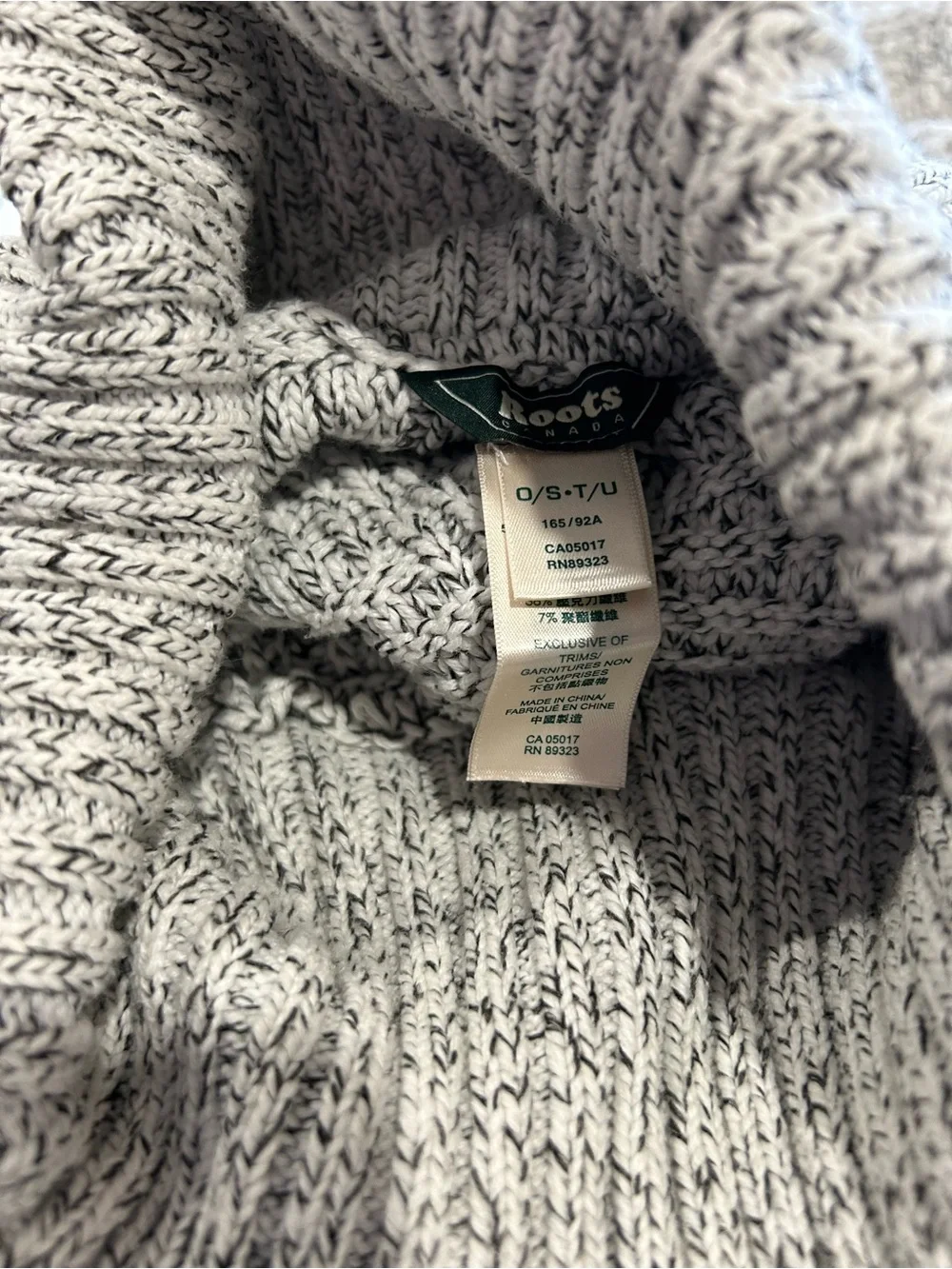 Roots Grey Knit Poncho - Picture 2 of 3
